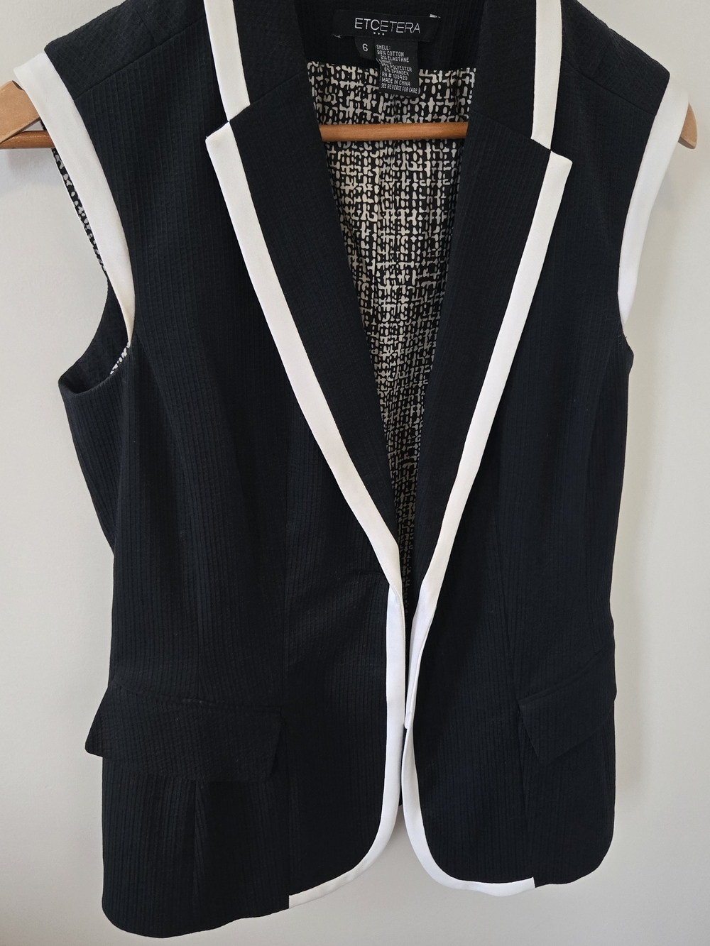 ETCETERA Black Vest with White Trim Sleeveless Blazer